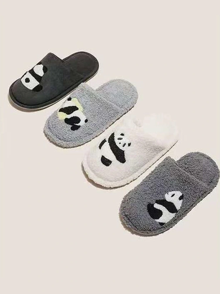 Aksominės šlepetės Aksominės šlepetės